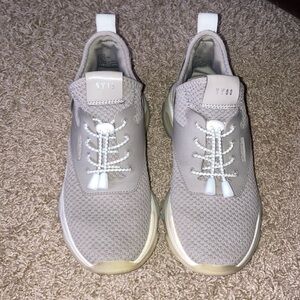 Steve Madden Sneakers